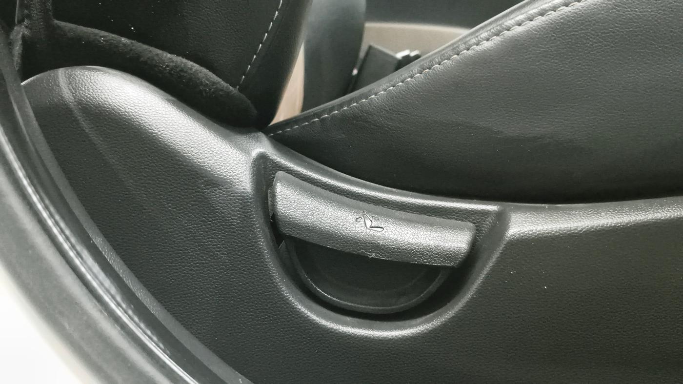 2019 Hyundai Grand i10 MAGNA 1.2 KAPPA VTVT, Petrol, Manual, 74,831 km, Driver Side Adjustment Panel