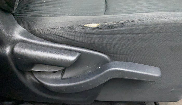 2017 Honda Brio VX AT, Petrol, Automatic, 32,522 km, Driver Side Adjustment Panel