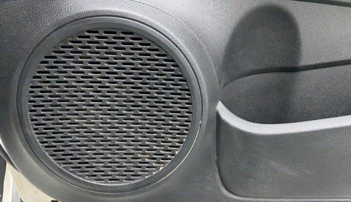 2017 Honda Brio VX AT, Petrol, Automatic, 32,522 km, Speaker