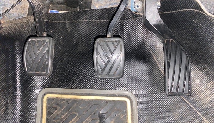 2021 Maruti S Cross ZETA 1.5, Petrol, Manual, 1,10,890 km, Pedals