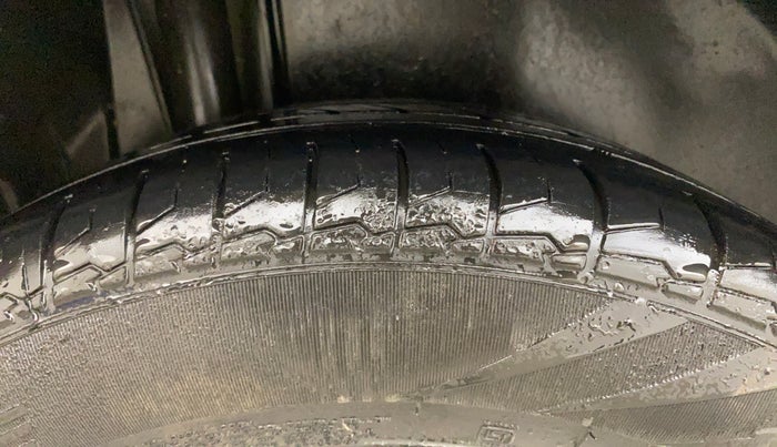 2021 Maruti S Cross ZETA 1.5, Petrol, Manual, 1,10,890 km, Right Rear Tyre Tread