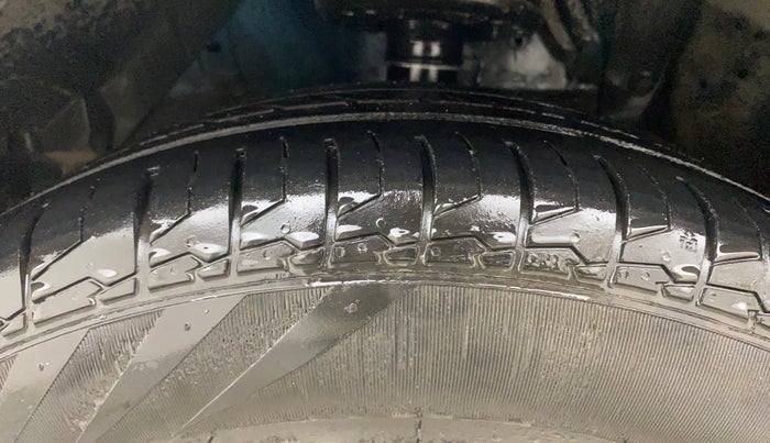 2021 Maruti S Cross ZETA 1.5, Petrol, Manual, 1,10,890 km, Left Front Tyre Tread