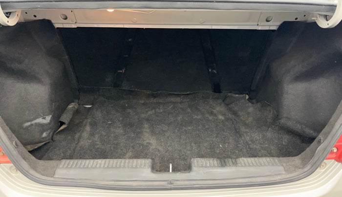 2018 Maruti Dzire VXI AMT, Petrol, Automatic, 69,580 km, Boot Inside