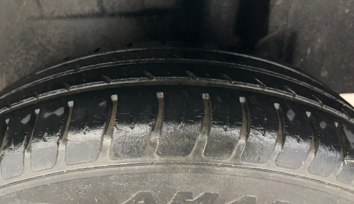 2018 Maruti Dzire VXI AMT, Petrol, Automatic, 69,580 km, Left Rear Tyre Tread