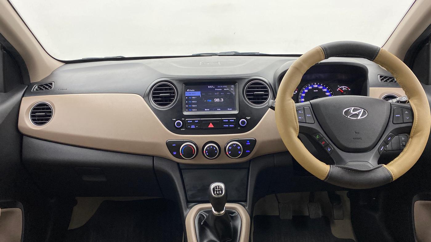 2017 Hyundai Xcent SX 1.2, Petrol, Manual, 18,349 km, Dashboard