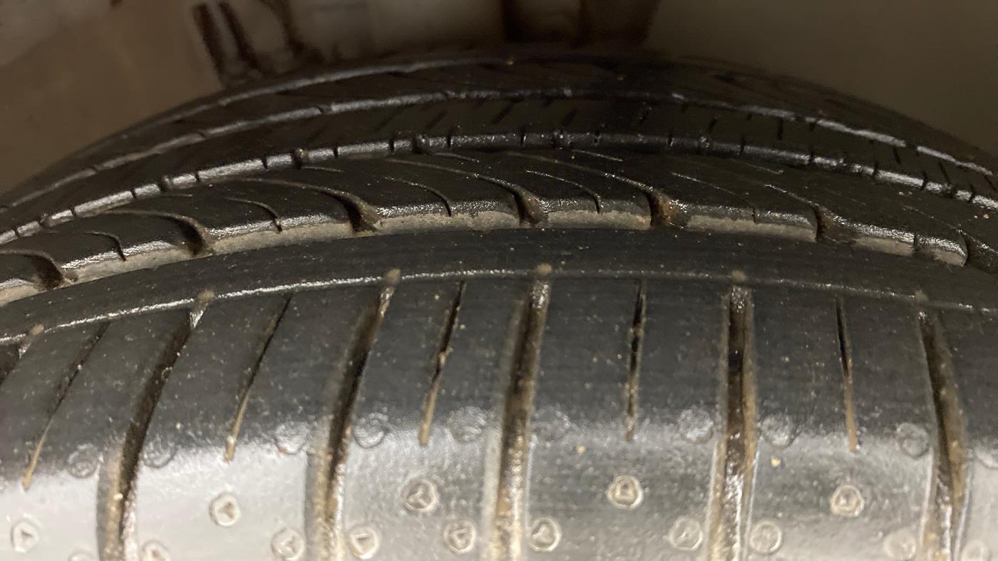 2019 Volkswagen Polo GT TSI 1.2 PETROL AT, Petrol, Automatic, 75,844 km, Right Front Tyre Tread