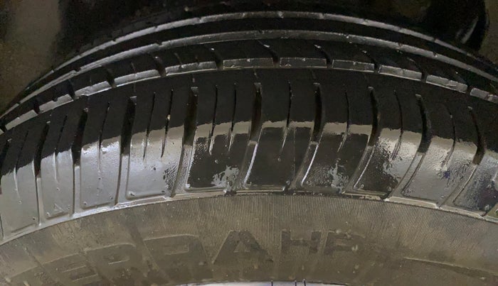 2022 Tata Harrier XZA PLUS 2.0L KAZIRANGA, Diesel, Automatic, 33,445 km, Right Rear Tyre Tread