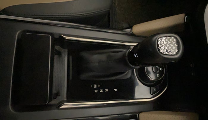 2022 Tata Harrier XZA PLUS 2.0L KAZIRANGA, Diesel, Automatic, 33,445 km, Gear Lever