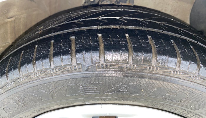 2018 Hyundai Grand i10 MAGNA 1.2 KAPPA VTVT, Petrol, Manual, 26,421 km, Right Front Tyre Tread