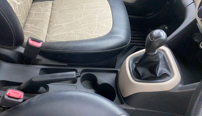 2018 Hyundai Grand i10 MAGNA 1.2 KAPPA VTVT, Petrol, Manual, 26,421 km, Gear Lever