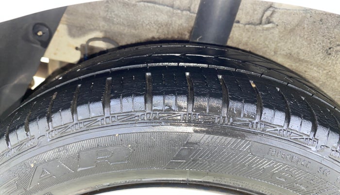 2018 Hyundai Grand i10 MAGNA 1.2 KAPPA VTVT, Petrol, Manual, 26,421 km, Right Rear Tyre Tread