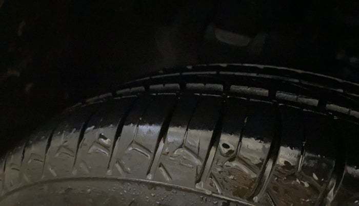 2016 Hyundai Elite i20 SPORTZ 1.2, Petrol, Manual, 41,027 km, Left Front Tyre Tread