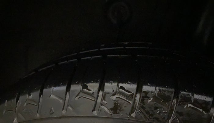 2016 Hyundai Elite i20 SPORTZ 1.2, Petrol, Manual, 41,027 km, Left Rear Tyre Tread