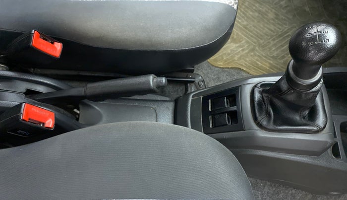 2016 Maruti Alto 800 LXI, Petrol, Manual, 69,243 km, Gear Lever