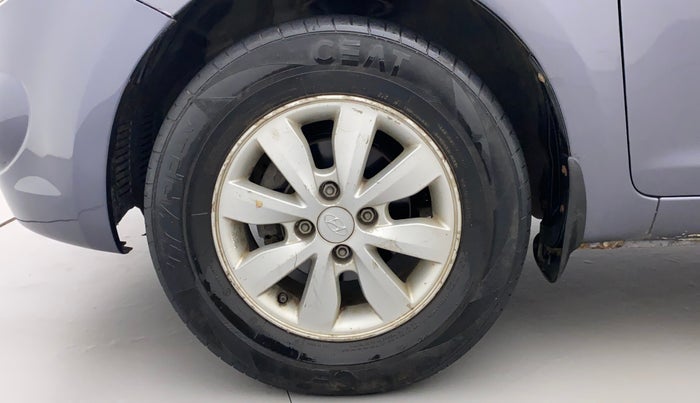 2011 Hyundai i20 SPORTZ (O) 1.2, Petrol, Manual, 50,046 km, Left Front Wheel