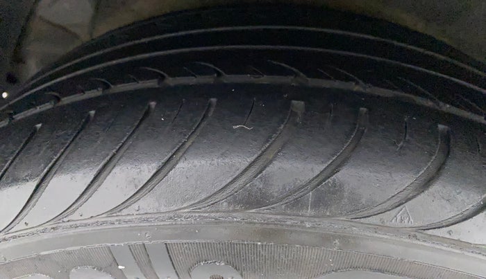 2011 Hyundai i20 SPORTZ (O) 1.2, Petrol, Manual, 50,046 km, Right Rear Tyre Tread