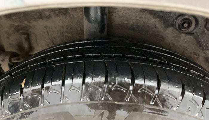 2018 Maruti Celerio VXI CNG, CNG, Manual, 49,305 km, Right Rear Tyre Tread