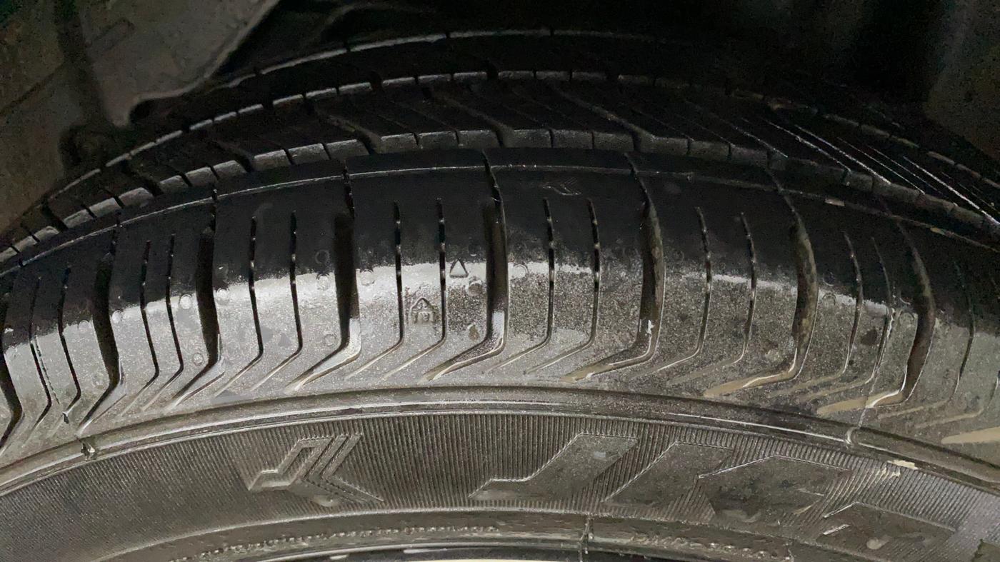 2016 Ford Figo Aspire AMBIENTE 1.2 PETROL, Petrol, Manual, 35,767 km, Left Rear Tyre Tread