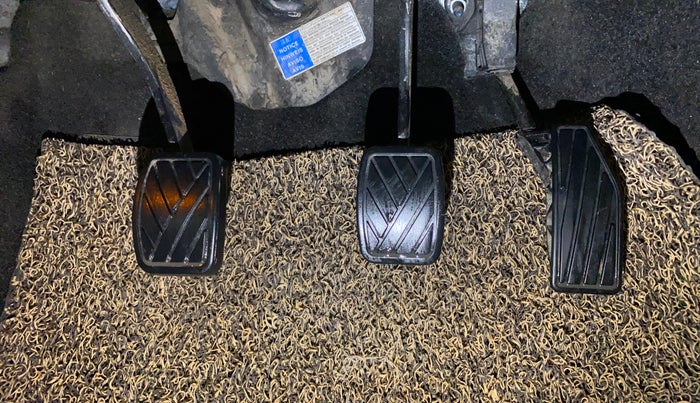 2019 Maruti Baleno ZETA PETROL 1.2, Petrol, Manual, 43,632 km, Pedals