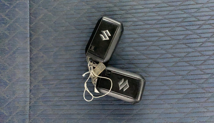 2019 Maruti Baleno ZETA PETROL 1.2, Petrol, Manual, 43,632 km, Key Close Up