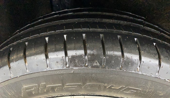 2019 Maruti Baleno ZETA PETROL 1.2, Petrol, Manual, 43,632 km, Right Rear Tyre Tread