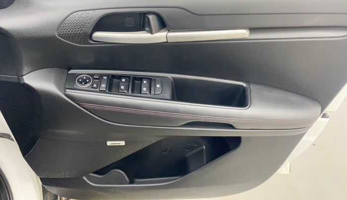 2020 KIA SONET GTX PLUS 1.0 DCT, Petrol, Automatic, 91,514 km, Driver Side Door Panels Control