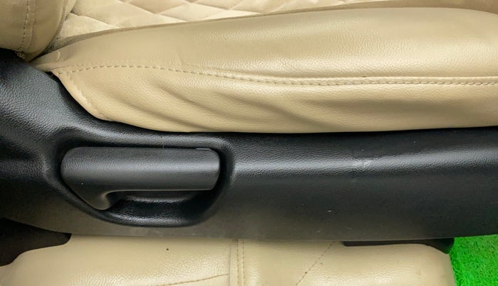 2013 Honda Jazz 1.2L I-VTEC S, Petrol, Manual, 97,887 km, Driver Side Adjustment Panel