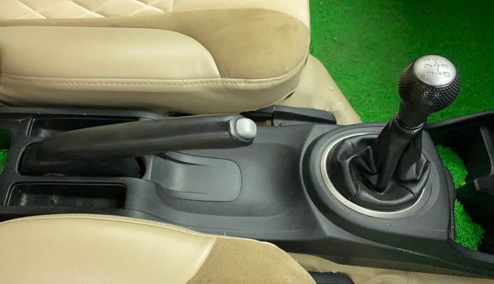 2013 Honda Jazz 1.2L I-VTEC S, Petrol, Manual, 97,887 km, Gear Lever