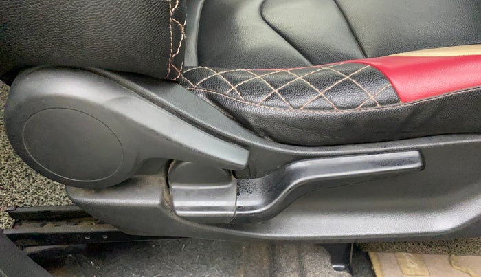 2018 Honda Amaze 1.5L I-DTEC VX, Diesel, Manual, 89,841 km, Driver Side Adjustment Panel
