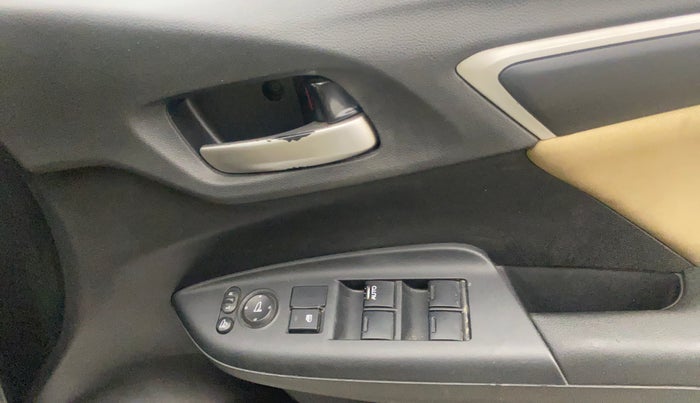 2017 Honda Jazz 1.2L I-VTEC V AT, Petrol, Automatic, 88,389 km, Driver Side Door Panels Control