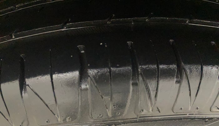 2017 Honda Jazz 1.2L I-VTEC V AT, Petrol, Automatic, 88,389 km, Left Front Tyre Tread