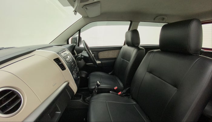 2016 Maruti Wagon R 1.0 VXI, Petrol, Manual, 55,768 km, Right Side Front Door Cabin