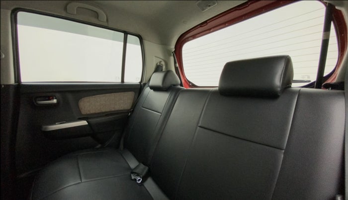 2016 Maruti Wagon R 1.0 VXI, Petrol, Manual, 55,768 km, Right Side Rear Door Cabin