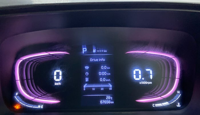 2022 KIA CARENS LUXURY PLUS 1.5 DIESEL AT 6 STR, Diesel, Automatic, 67,656 km, Odometer Image