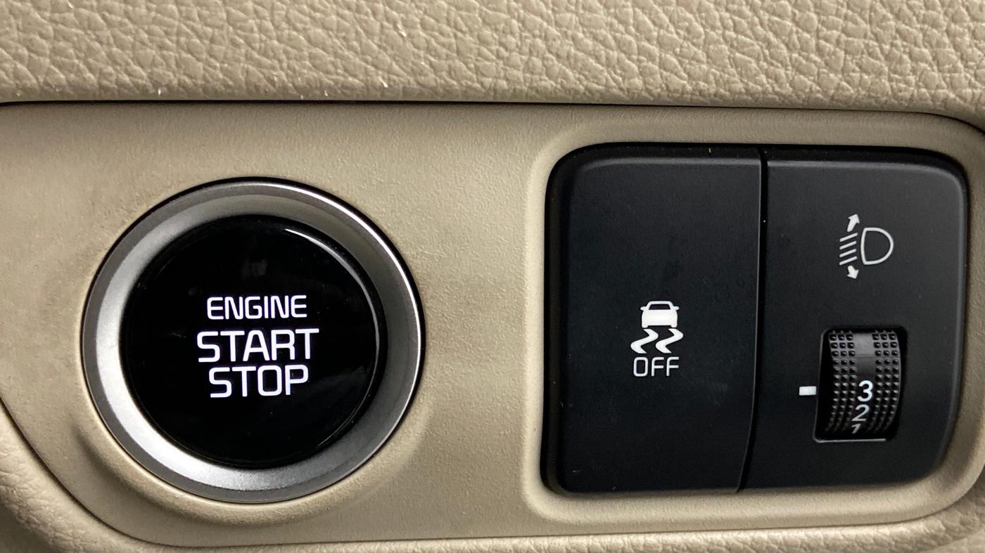2022 KIA CARENS LUXURY PLUS 1.5 DIESEL AT 6 STR, Diesel, Automatic, 67,656 km, Keyless Start/ Stop Button