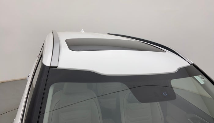 2022 KIA CARENS LUXURY PLUS 1.5 DIESEL AT 6 STR, Diesel, Automatic, 67,656 km, Roof