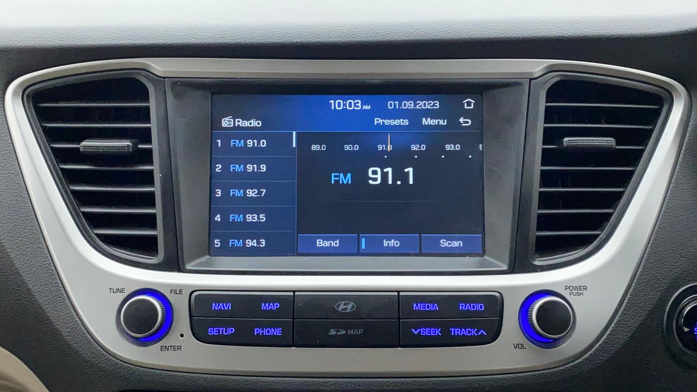 2018 Hyundai Verna 1.6 VTVT SX (O) AT, Petrol, Automatic, 30,613 km, Infotainment System