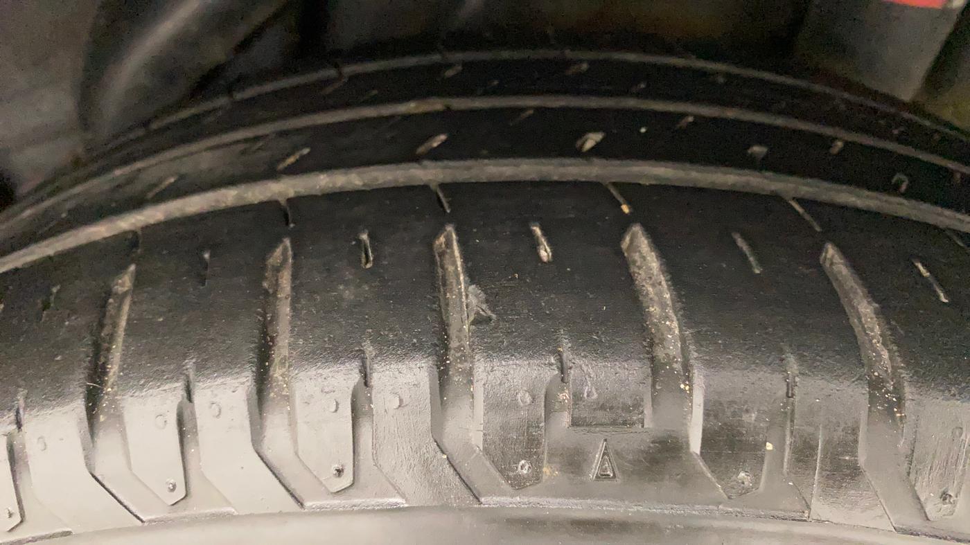 2018 Hyundai Verna 1.6 VTVT SX (O) AT, Petrol, Automatic, 30,613 km, Left Rear Tyre Tread
