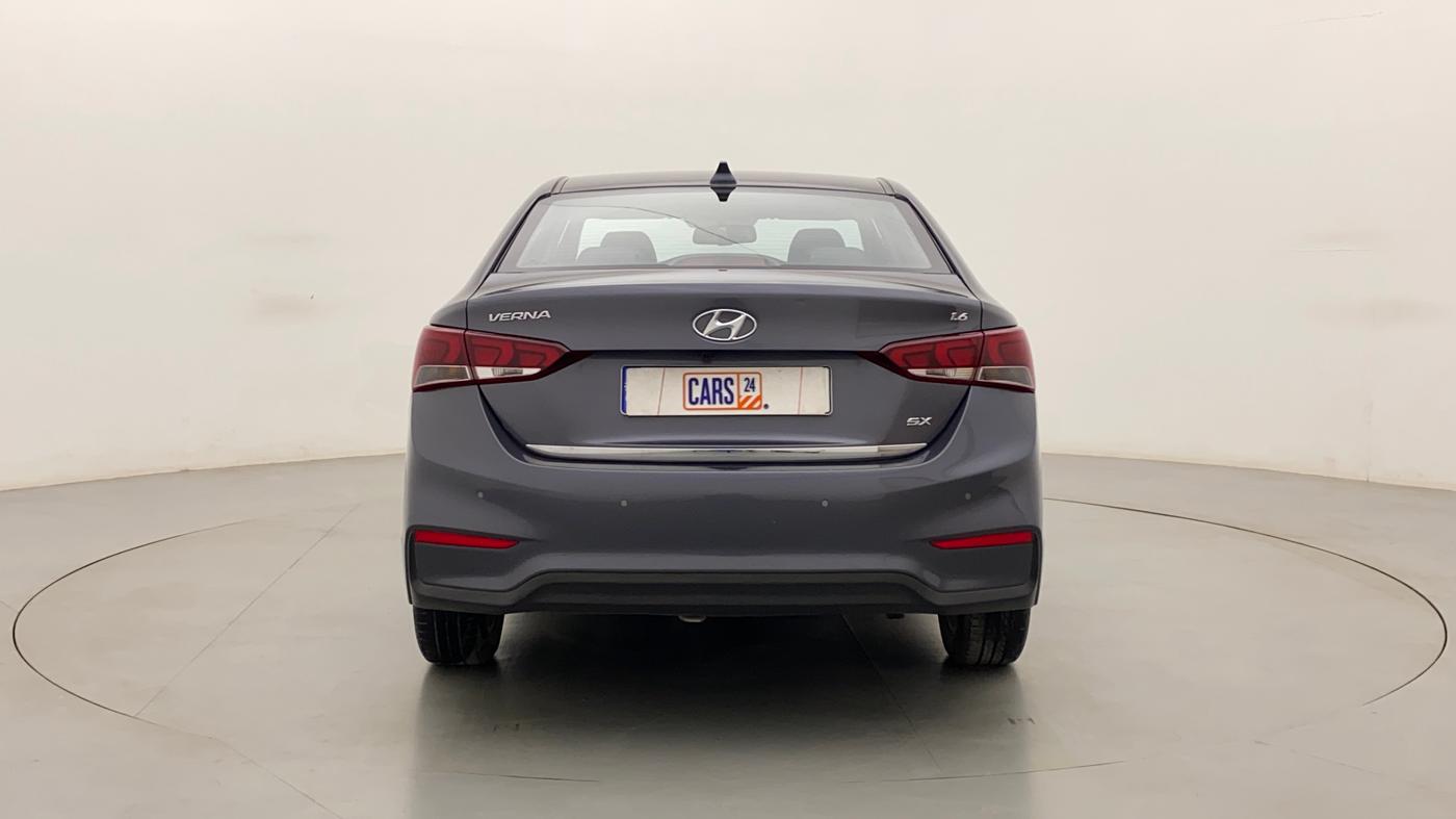 2018 Hyundai Verna 1.6 VTVT SX (O) AT, Petrol, Automatic, 30,613 km, Back/Rear