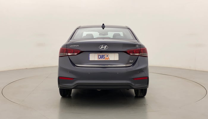 2018 Hyundai Verna 1.6 VTVT SX (O) AT, Petrol, Automatic, 30,613 km, Back/Rear