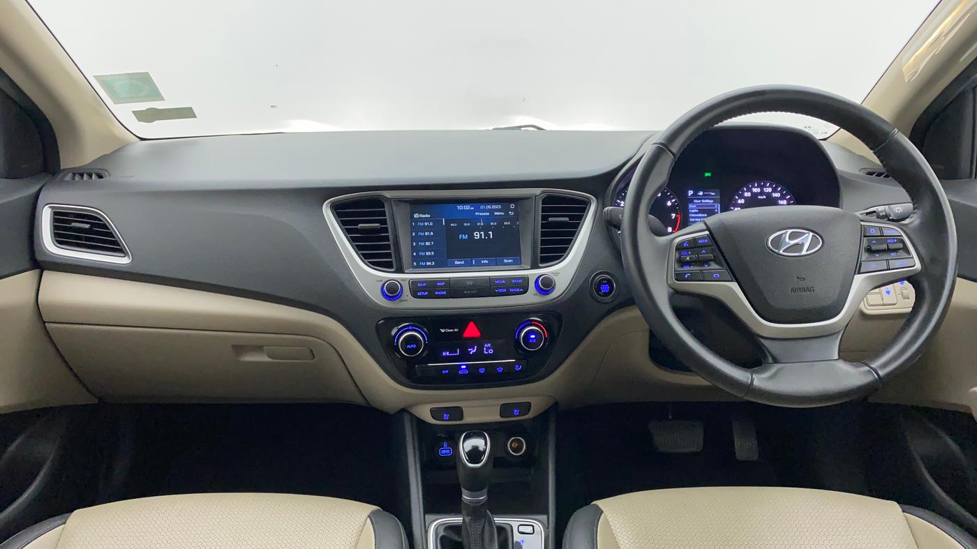 2018 Hyundai Verna 1.6 VTVT SX (O) AT, Petrol, Automatic, 30,613 km, Dashboard