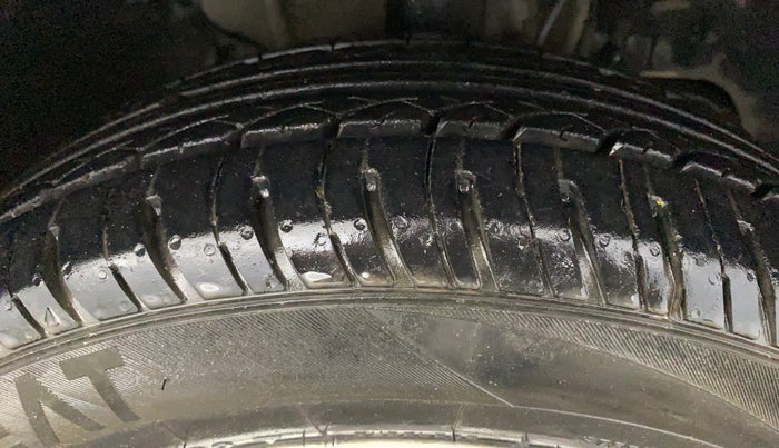 2018 Tata Tiago XZA PETROL, Petrol, Automatic, 33,042 km, Right Front Tyre Tread