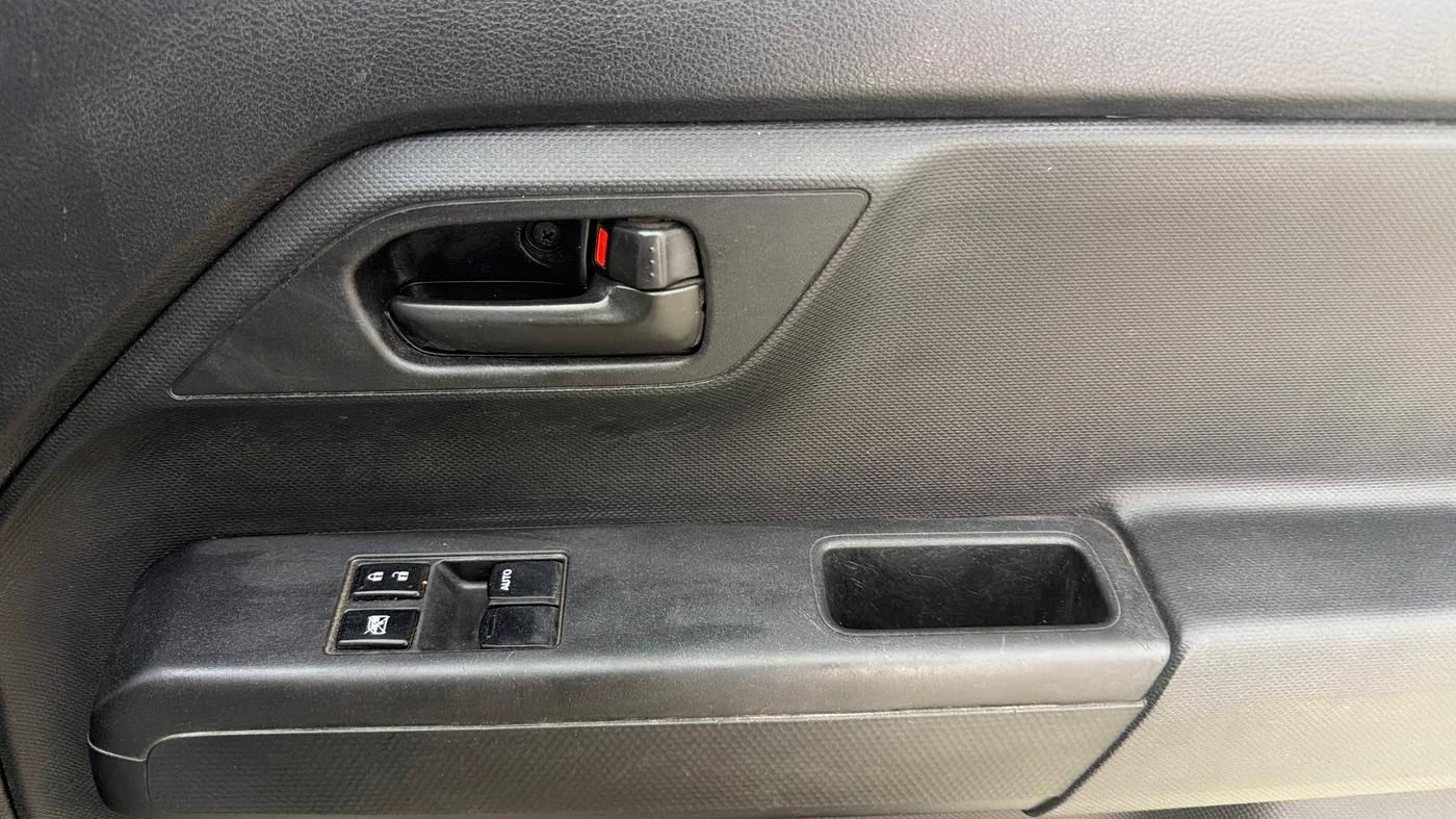 2021 Maruti New Wagon-R LXI CNG 1.0, CNG, Manual, 75,061 km, Driver Side Door Panels Control