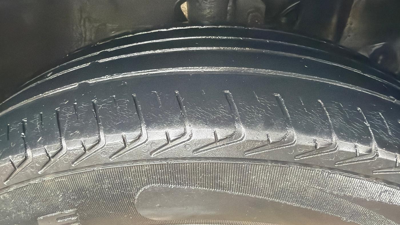 2021 Maruti New Wagon-R LXI CNG 1.0, CNG, Manual, 75,061 km, Right Front Tyre Tread