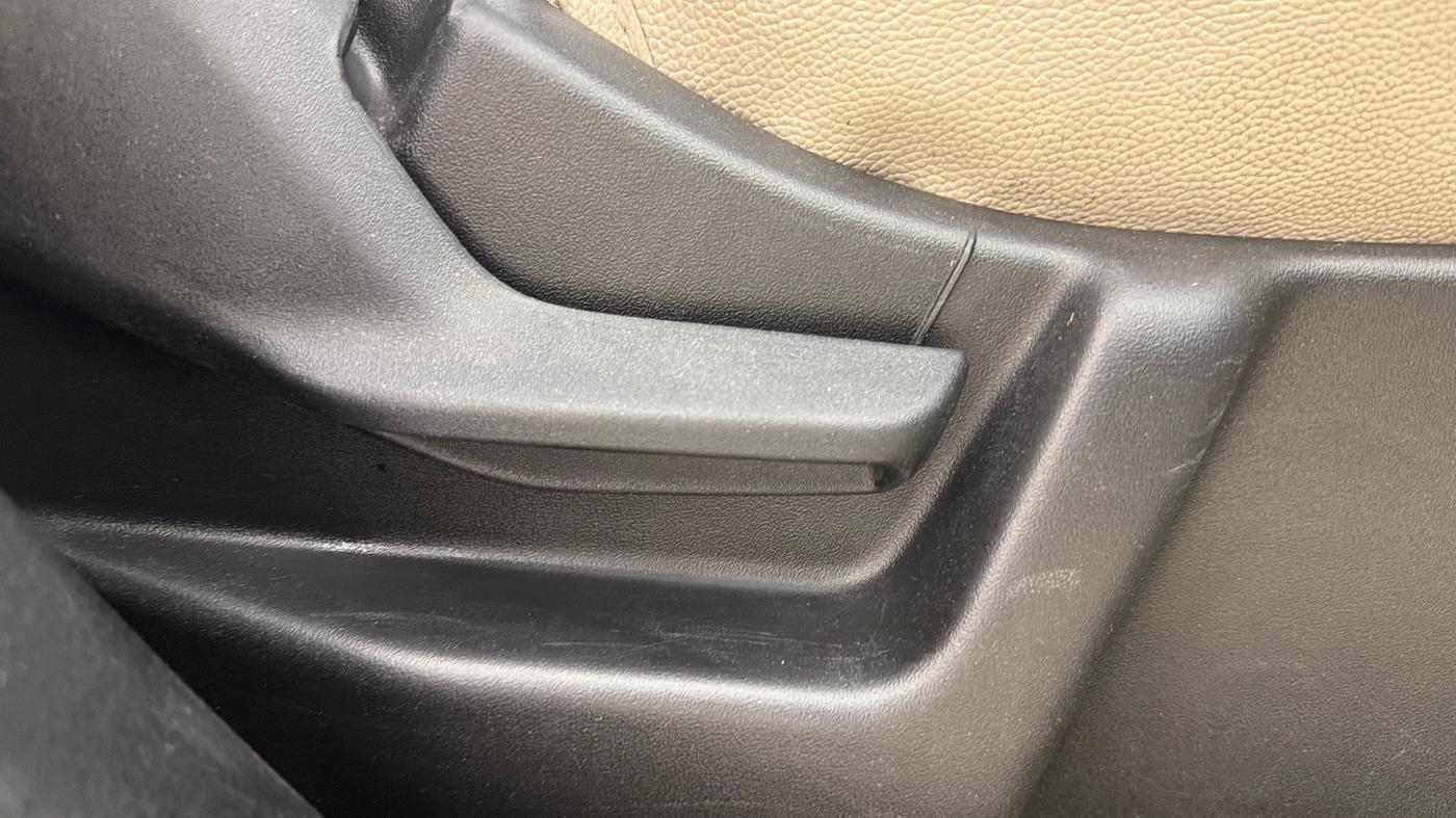 2021 Maruti New Wagon-R LXI CNG 1.0, CNG, Manual, 75,061 km, Driver Side Adjustment Panel