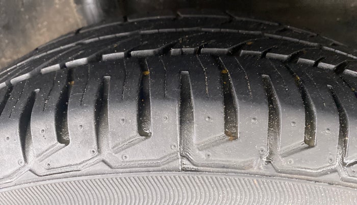 2012 Honda City V MT PETROL, Petrol, Manual, Right Rear Tyre Tread