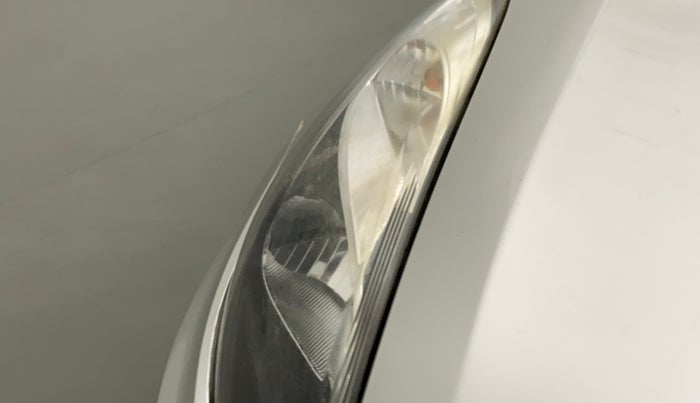 2015 Maruti Swift Dzire VXI AT, Petrol, Automatic, 66,734 km, Right headlight - Minor scratches