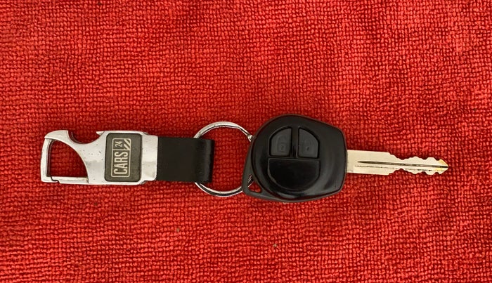 2015 Maruti Swift Dzire VXI AT, Petrol, Automatic, 66,734 km, Key Close Up