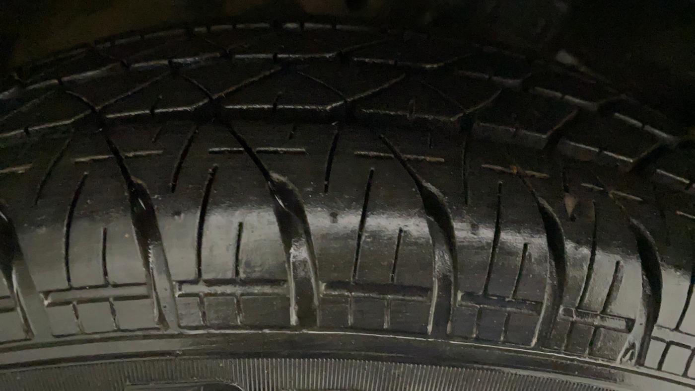 2015 Maruti Swift Dzire VXI AT, Petrol, Automatic, 66,734 km, Right Rear Tyre Tread