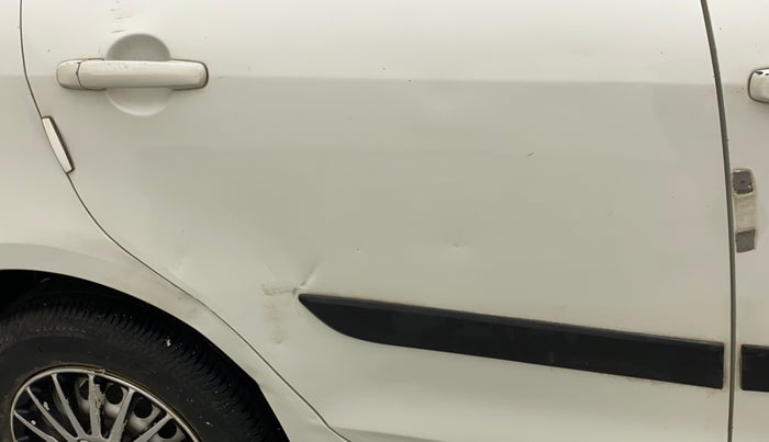 2017 Maruti Swift LXI (O), Petrol, Manual, 94,750 km, Right rear door - Minor scratches